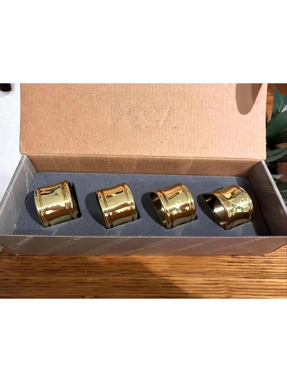 Baldwin Brass No.7535 Polished Brass Dover Napkin Rings Set of 4 in original box